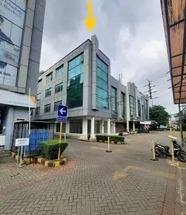 Disewakan  Ruko 4 Lantai di  Kompleks Ruko Graha Mas Pemuda