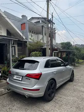 Audi Q5 2010 Bensin