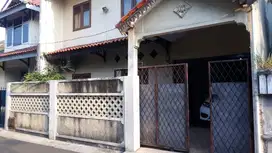 Rumah & Kost 2 Rumah Jd 1 (17 KT) Rawamangun Jakarta