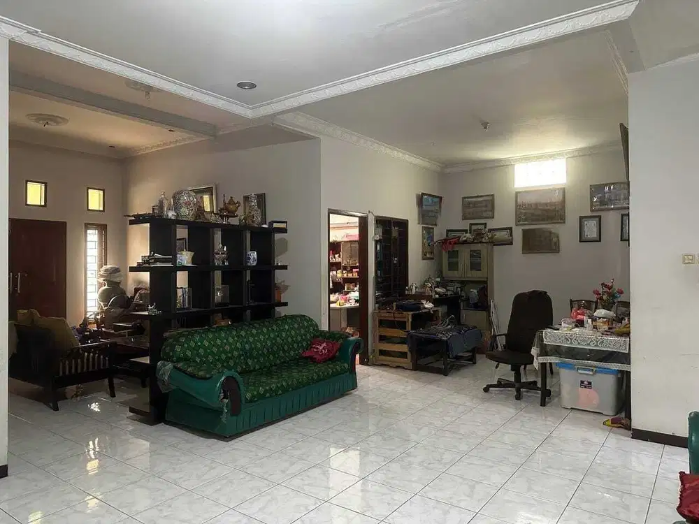 Dijual Rumah Luas Ada Semi Furnish Di Sarijadi Bandung Utara