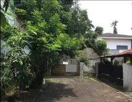 Dijual rumah nyaman luas di komplek area Pondok Labu Cilandak Jaksel