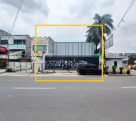 Disewakan Untuk Bengkel, Resto Luas 300m2 di Jatiwaringin Raya, Bekasi