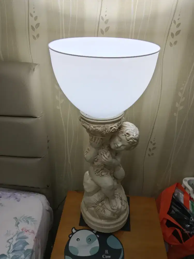 Lampu tidur patung angel