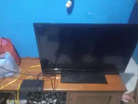 Led tv sharp 32inc berikut setbox dan antena nominus