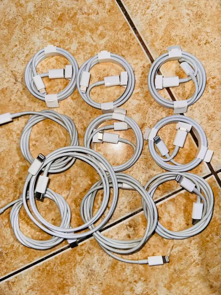 KABEL CAS IPHONE TYPE C TO LIGHTNING ORIGINAL