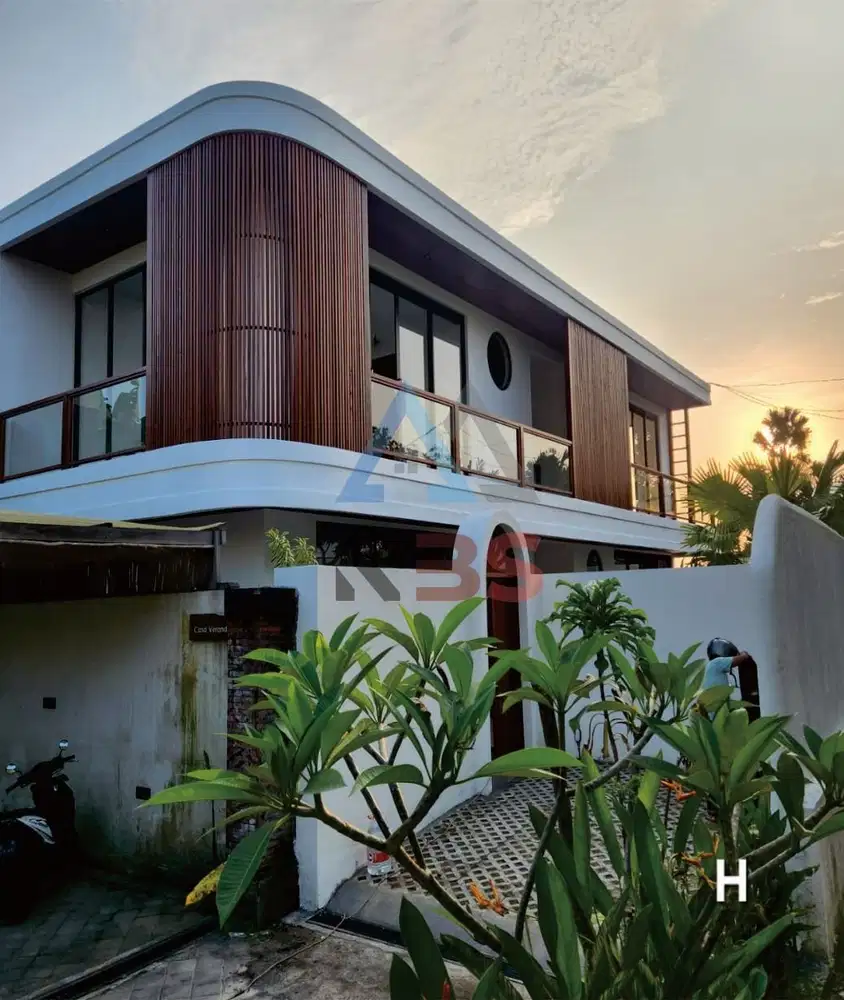 FOR SALE VILLA BRAND NEW BUDUK DEKAT CANGGU BALI