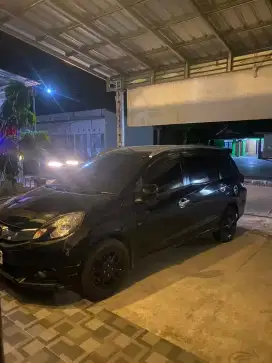 Honda Mobilio E CVT 2014 pemakaian 2015 mulus