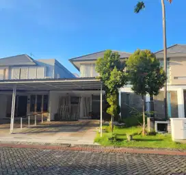 Rumah Minimalis, Full Furnished & Strategis di Pakuwon Indah, SBY For Sale