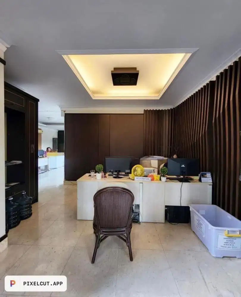 Jual Rumah di Cipete, Bangunan 3 Lantai