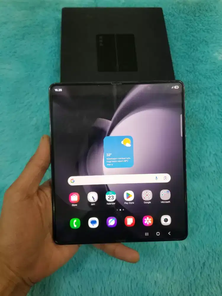 Samsung Z Fold 5 Ram 12/256 GB Fullset