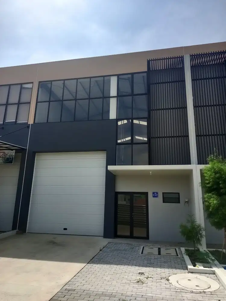 Gudang Siap Pakai Kawasan Aerobizhub Luas 216 (Lebar 9)