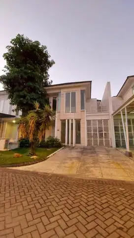 Rumah Vila Bukit Regency Minimalis & Terawat, Pakuwon Indah, SBY For Sale!!