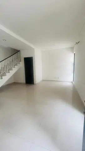 Dijual rumah brandnew 3lantai di Maison De Wisteria Metland Menteng