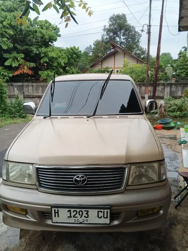 Toyota Kijang 2000 Bensin