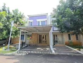 Disewakan rumah  Cluster Thomson  Sumarecon  Gading Serpong