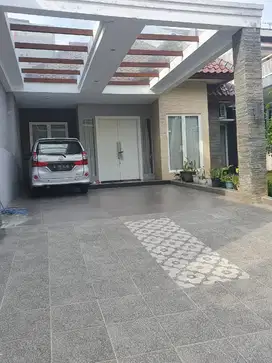 dijual rumah daerah dieng malang