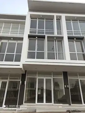 Disewakan Ruko 3 Lantai di Citragran Cibubur CBD