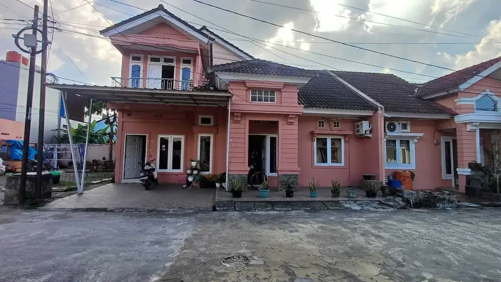 DIJUAL RUMAH FURNISH + LAUNDRY AKTIF KOMPLEK TAMAN MULTI INDAH SAKO