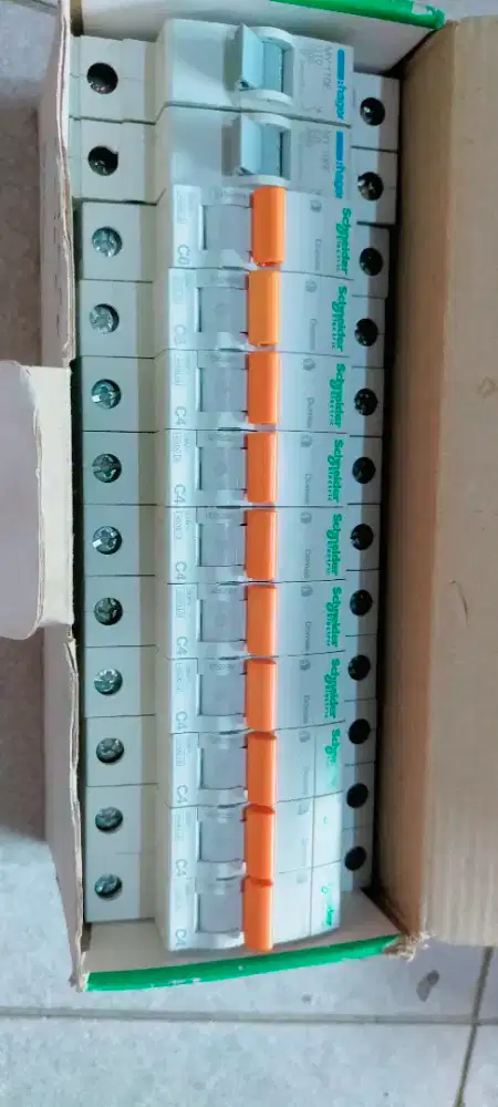 Alat alat listrik rumah tangga