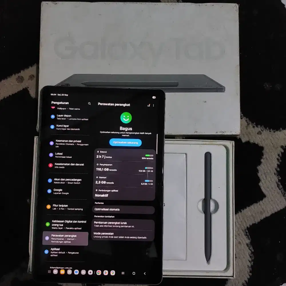 Samsung tab S9 FE wiffi

Ram 6/128GB

Fullset + pen