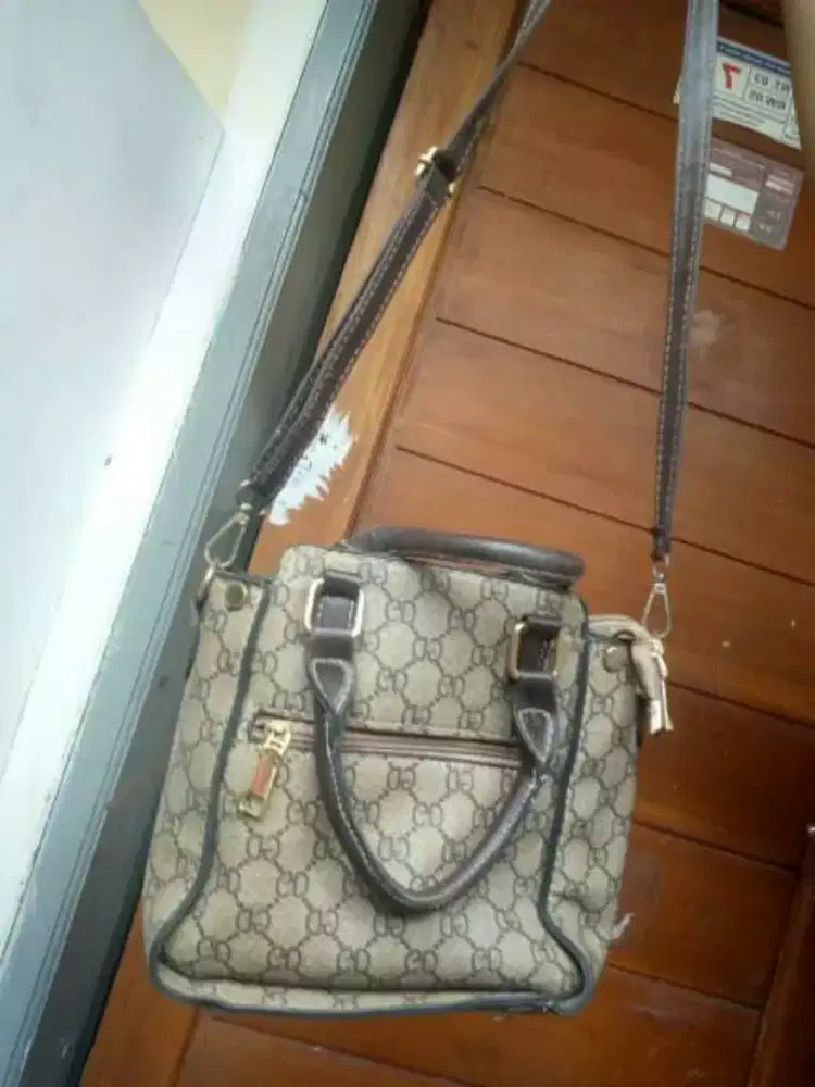 Tas jinjing wanita