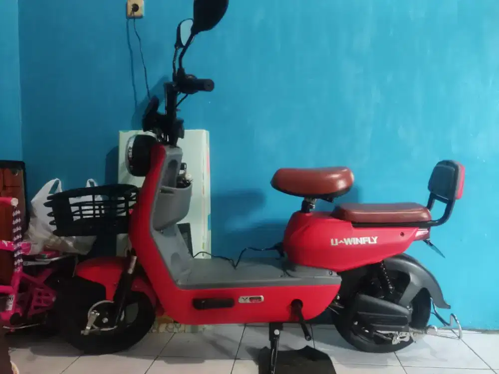 Sepeda listrik uwinfly