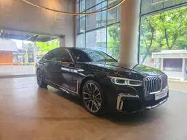 BMW 730Li M Sport 2020, Super LOW KM.