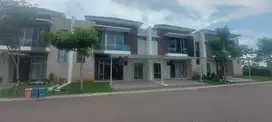 DIJUAL RUMAH PIK2 4 kamar tidur 150 meter sangat luas