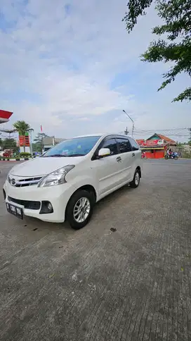 Daihatsu Xenia 2011 Bensin