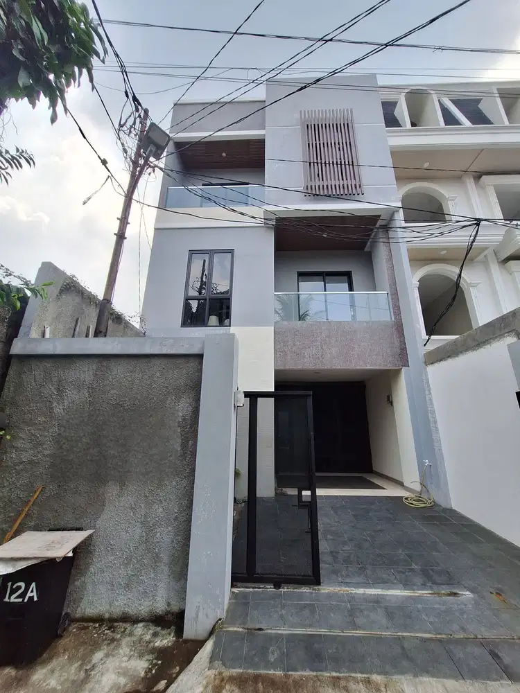 BRAND NEW HOUSE DEKAT PERMATA HIJAU & SENAYAN