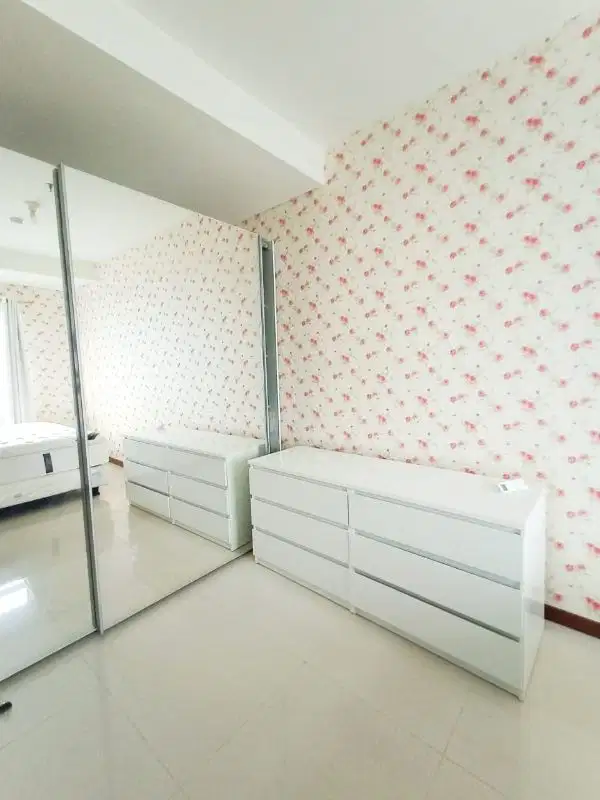 Kondominium green bay Pluit tower J  satu kamar lepas cepat