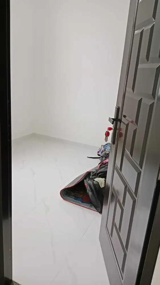 DIJUAL RUMAH BARU 2 LANTAI DI METLAND PURI