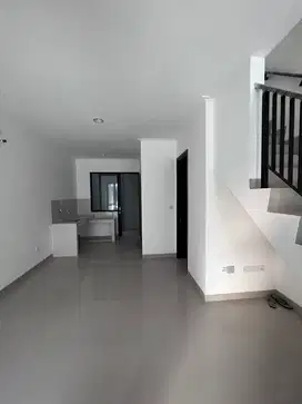 terlaris rumah pikdisewakan dekat apartemen tokyo 2lt uk4,5x12,5 murah