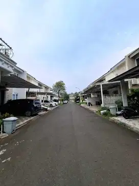 Dijual rumah di Paradise resort ciputat cluster the Bay tangsel