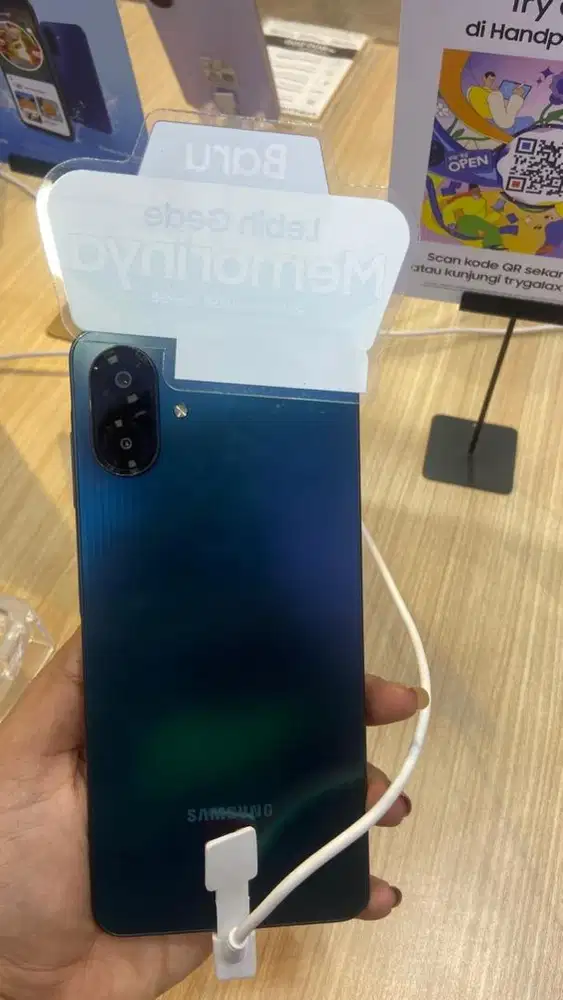 Samaung galaxy A07 RAM 8+8 | 256GB