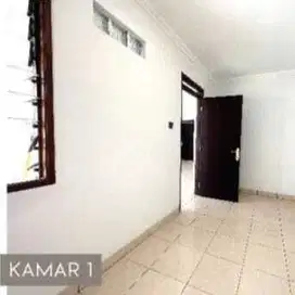 Disewa Rumah Siap Huni di Mekar Wangi Carport Luas