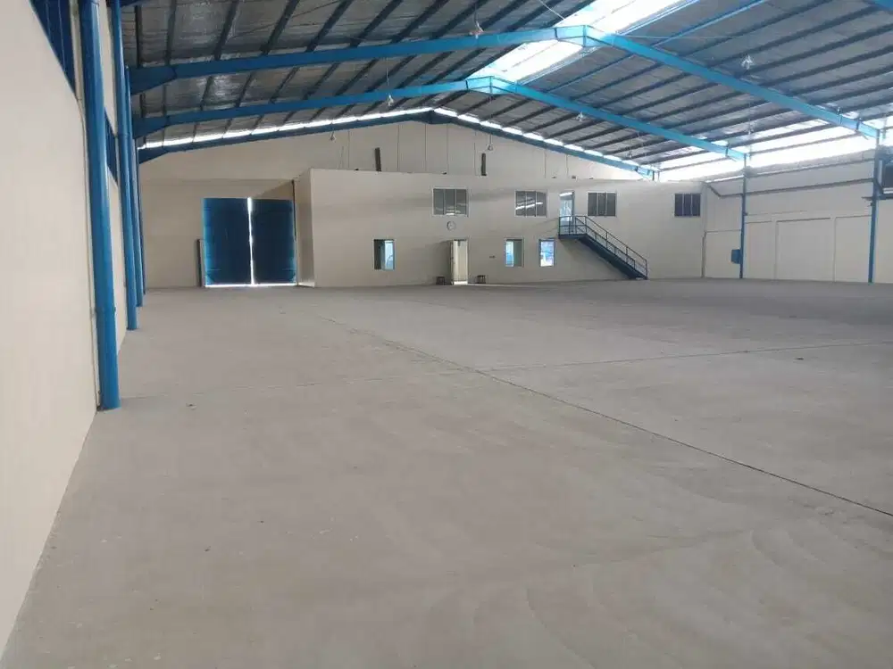 Disewakan Gudang komersil jalan raya sultan agung kota Bekasi.