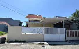 One Gate System dekat UPN ‼️ Rumah Hook Terawat Medokan Sawah Timur