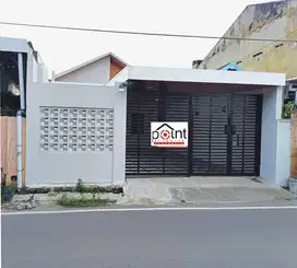 Kontrakan Rumah Cantik Include AC Dan Water Heater Carport Lega