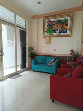 Ruko Crown Hoek Green Lake City Di Jual dan Disewakan