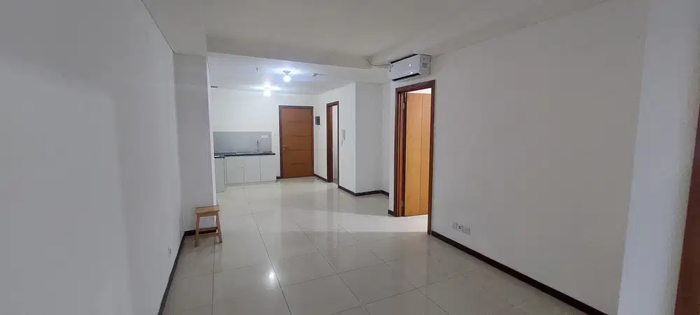 Jual cepat condominium greenbay pluit 2br kosongan 77m2