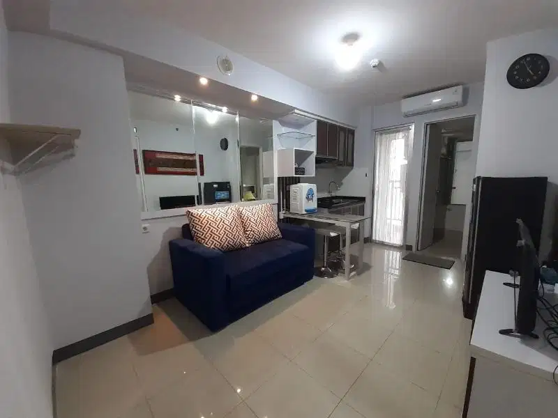 Sewa Tahunan Apartemen Bassura City 2 BR Furnished