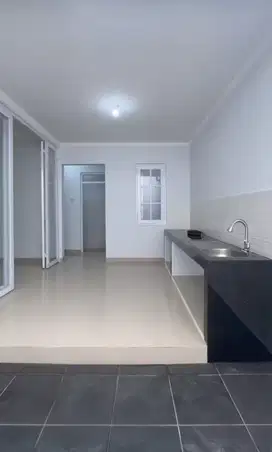 Dijual Rumah 2 Lantai Berlokasi Strategis Di Kota Wisata