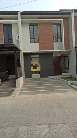 Dijual Rumah Siap Huni di Taman Kopo Indah 5 Sherwood