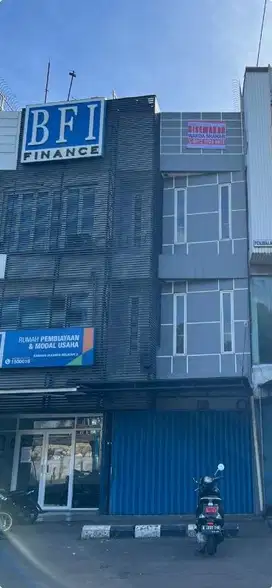 Disewakan ruko comercial area di pasar Minggu
