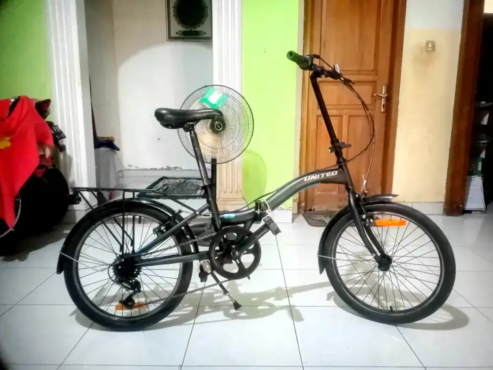 United Stylo 20