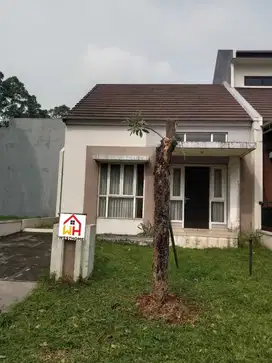 DISEWAKAN RUMAH SUVARNA SUTERA CIKUPA TANGERANG,TERMURAH