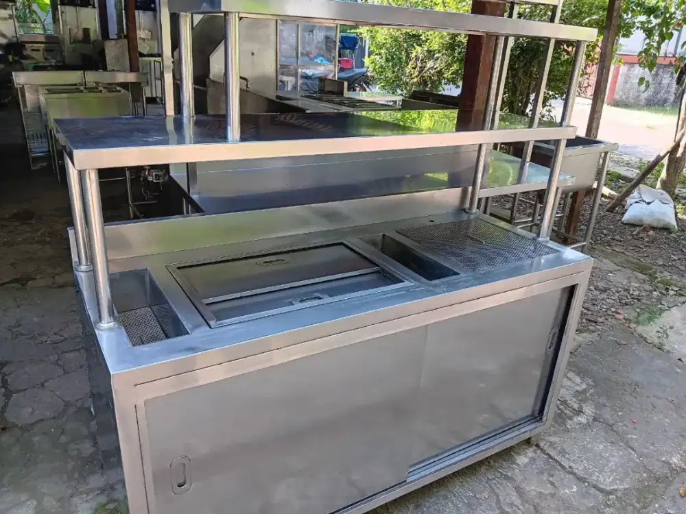 Bar station
Ukuran 150 x 60 x 80
Ukuran uppershelf 150 x 40 & 120 x 40