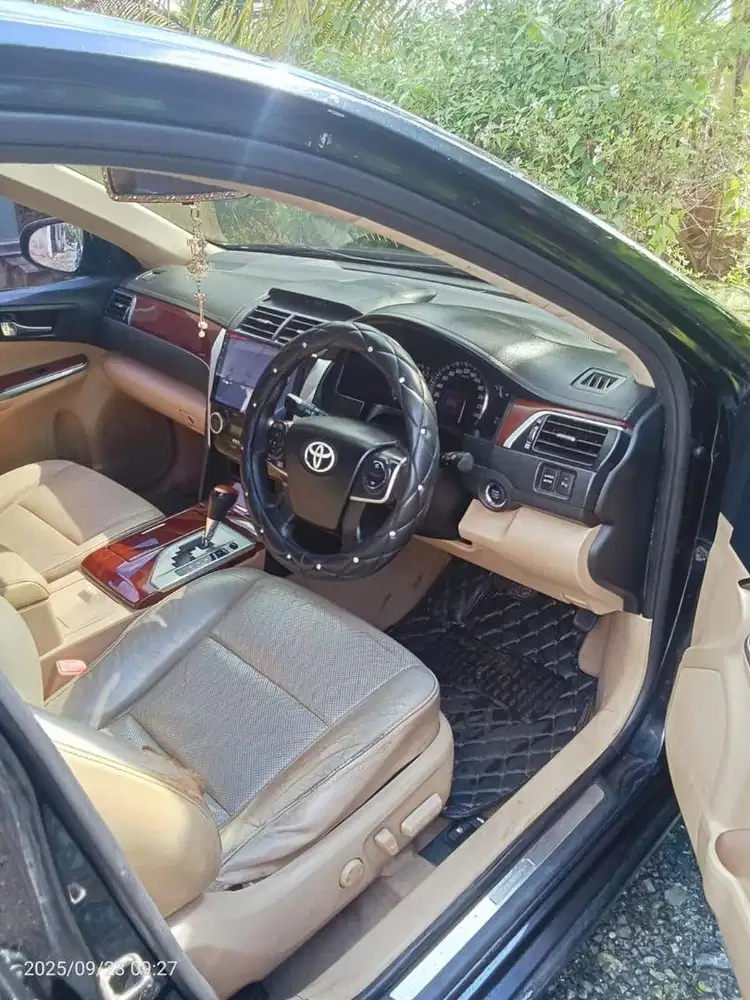 TOYOTA CAMRY 2.5 V BENSIN 2012