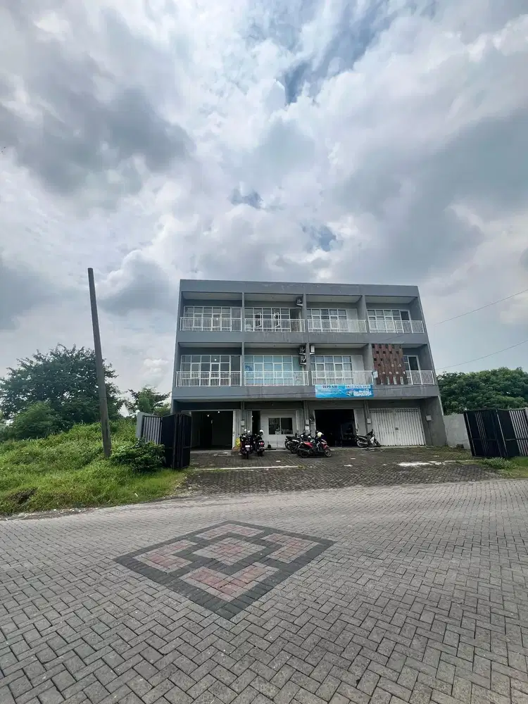 Ruko Dian istana strategis dekat puncak CBD